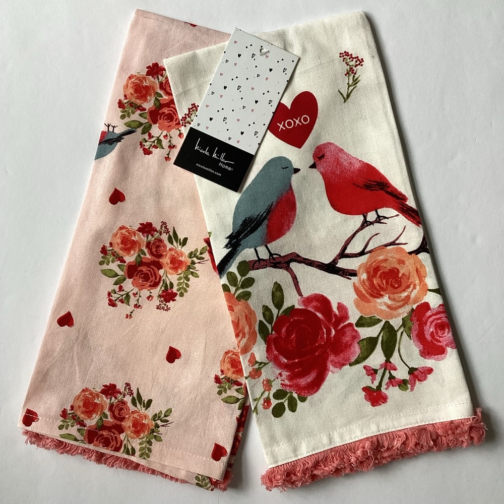 Nicole Miller Set of Two Floral and Bird Valentine Towels - Pink and Red NWT